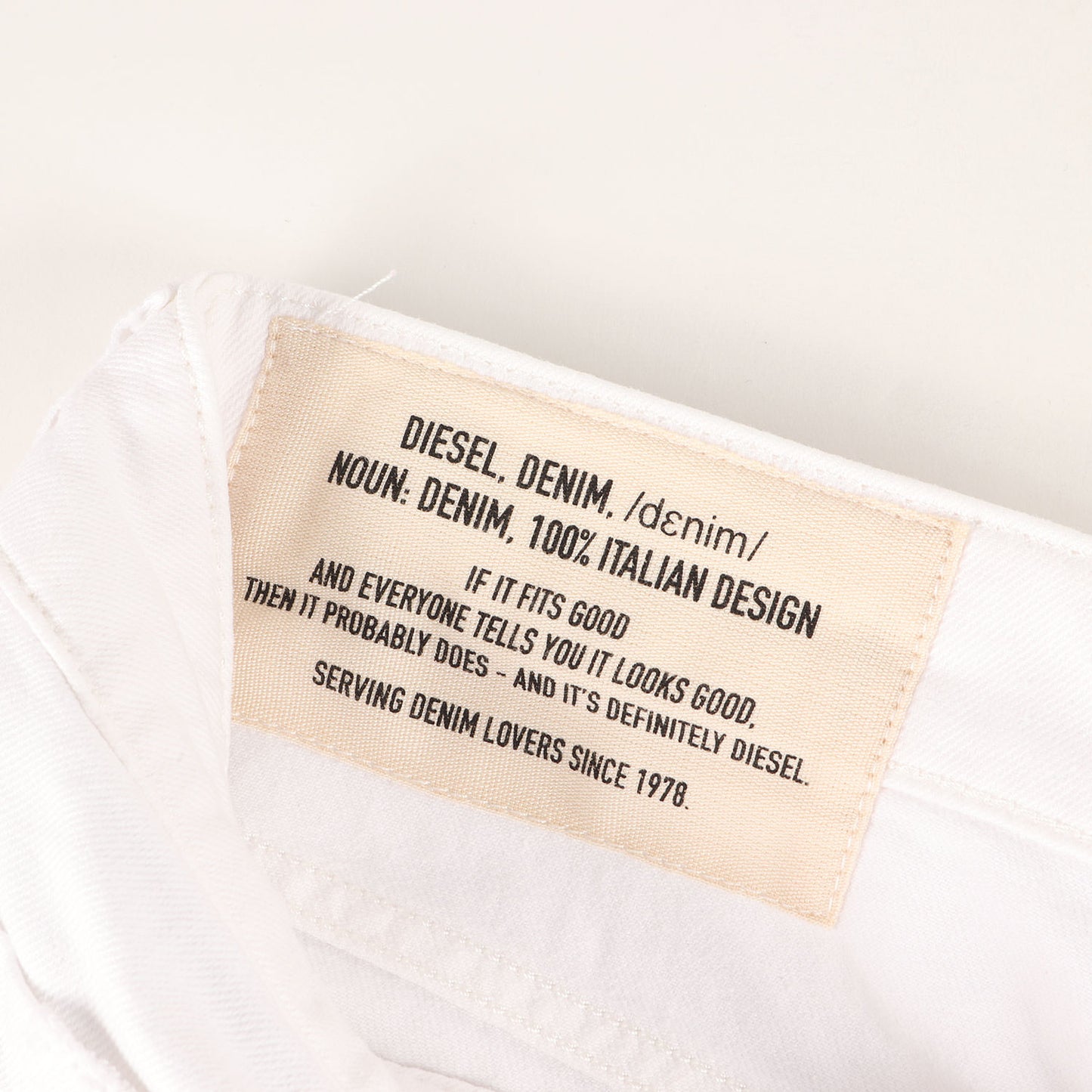 ストレッチ ホワイト デニムショーツ