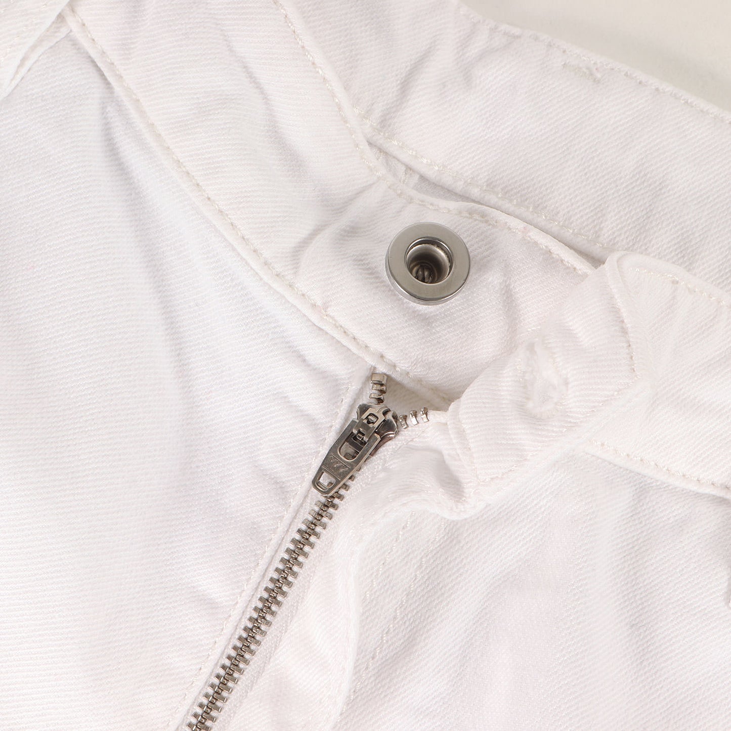 ストレッチ ホワイト デニムショーツ