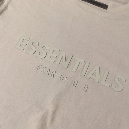 FOG ESSENTIALS ブランドロゴ ロングスリーブ Tシャツ