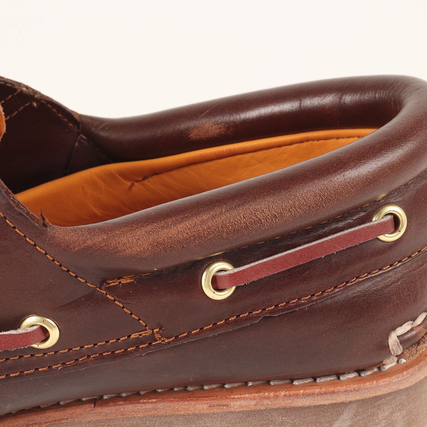 3ホール フルグレインレザー モカシンシューズ (AUTHENTIC HANDSEWN BOAT SHOE)