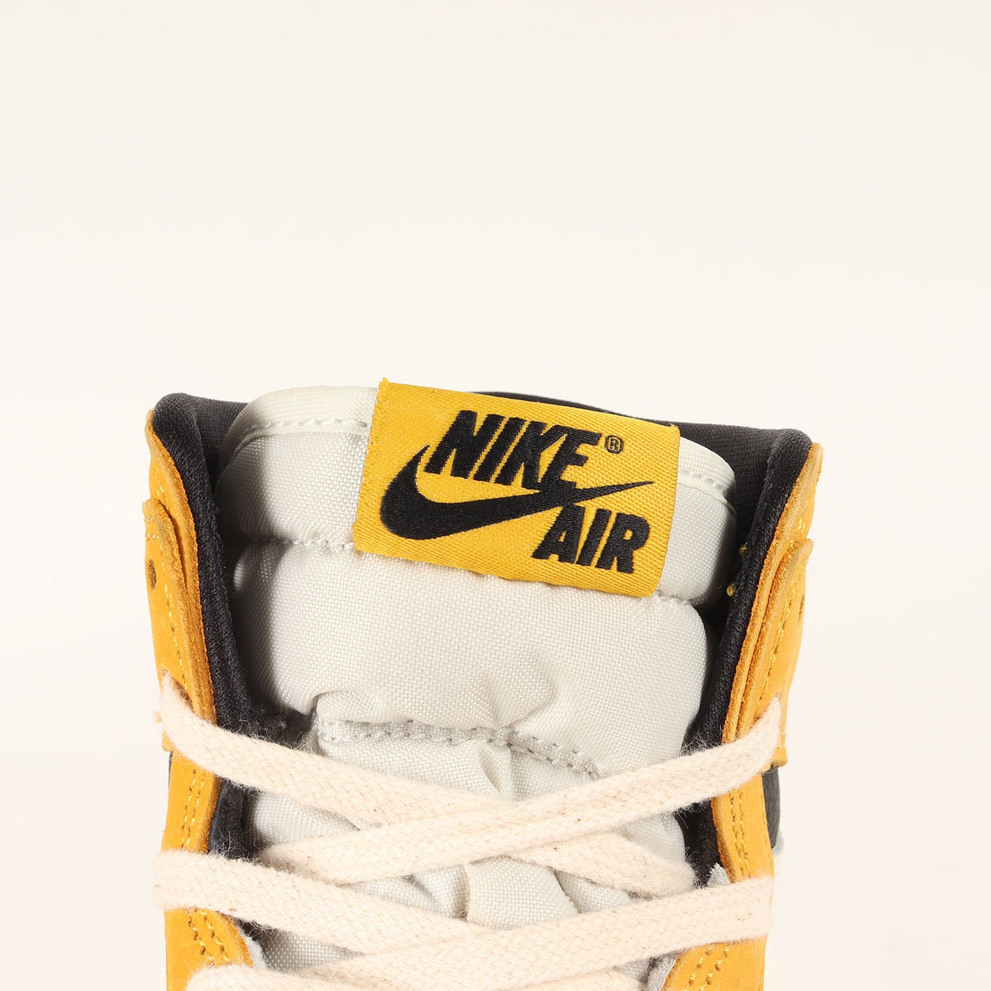AIR JORDAN 1 RETRO HIGH OG YELLOW OCHRE (DZ5485-701)
