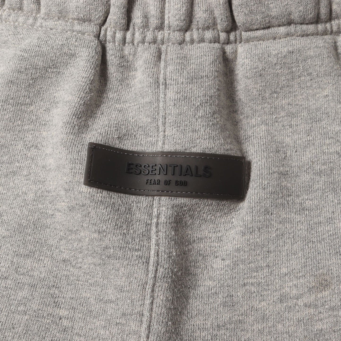 FOG ESSENTIALS フロッキープリント スウェットパンツ