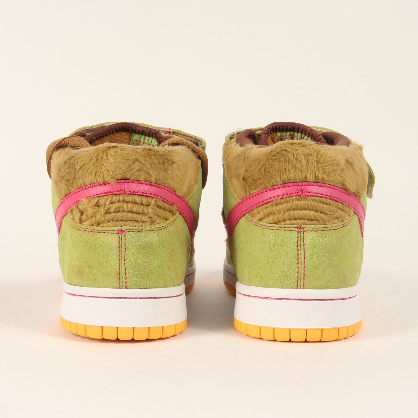 00s ×MEDICOM TOY DUNK MID PREMIUM SB BE@RBRICK (314381-761 / デッドストック)