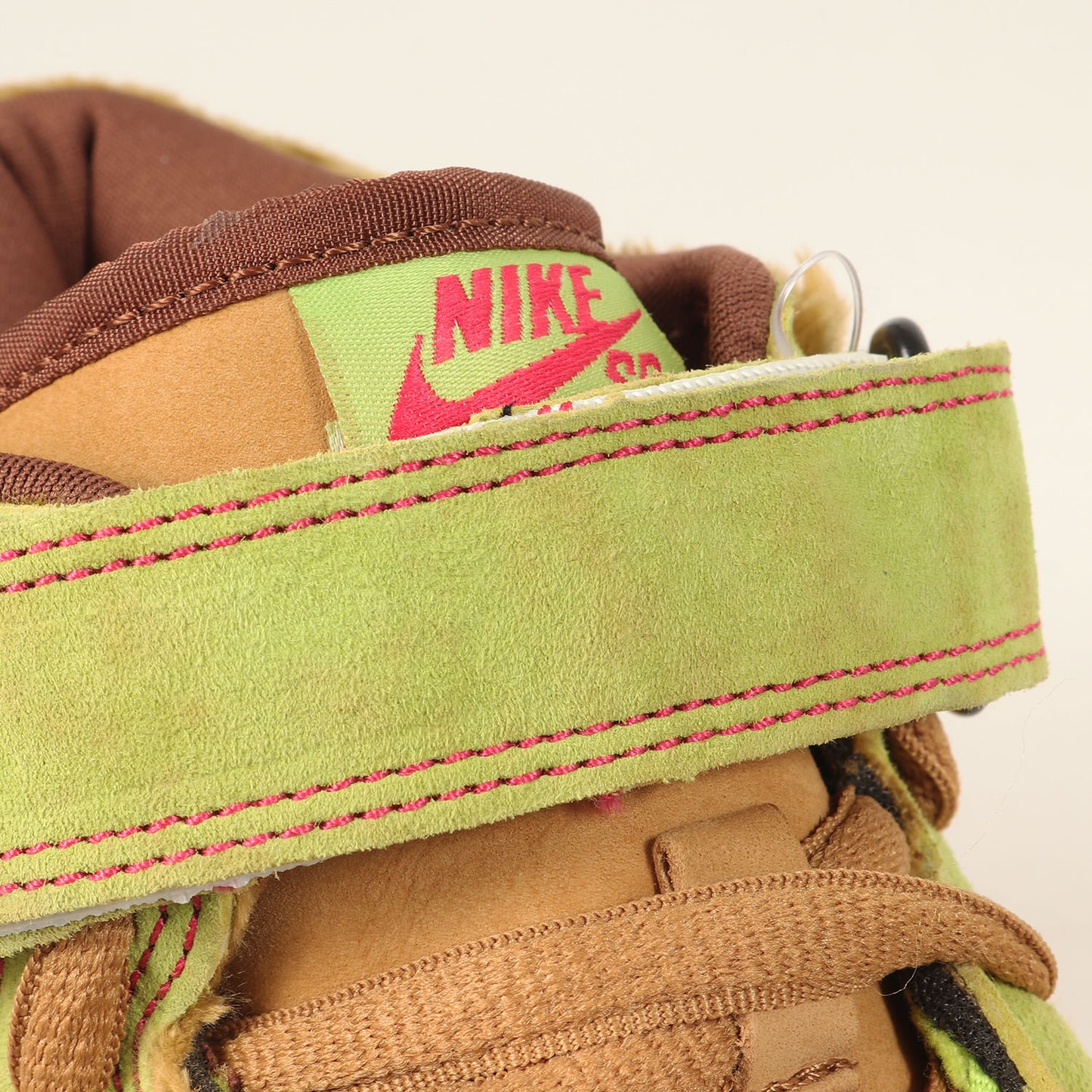 00s ×MEDICOM TOY DUNK MID PREMIUM SB BE@RBRICK (314381-761 / デッドストック)