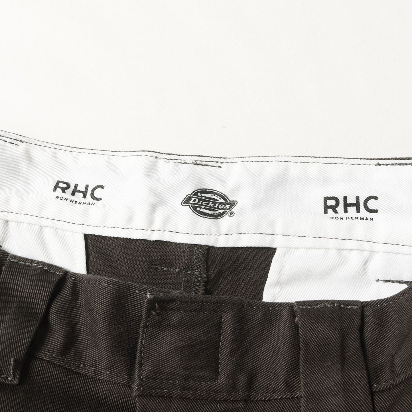 ×Dickies スリムテーパード ストレッチ チノパンツ