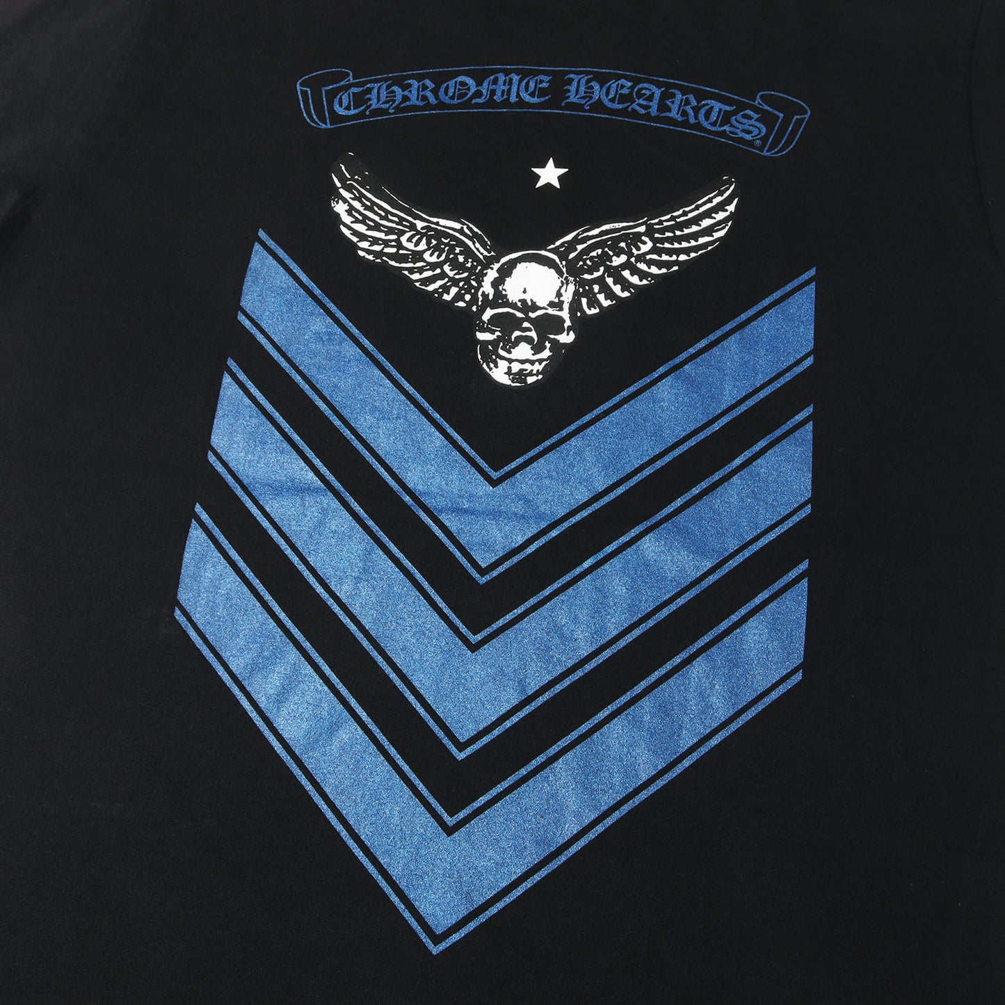 近年モデル FOTI ラメプリント クルーネック Tシャツ