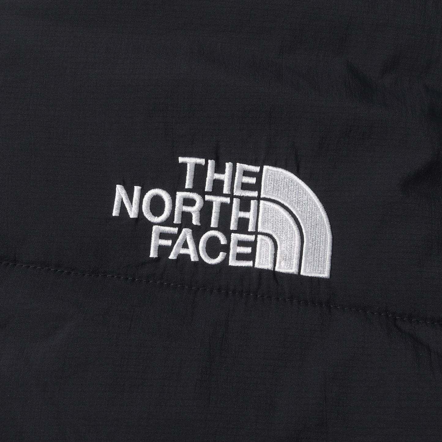 トランゴ 中綿 パーカー (Trango Parka)