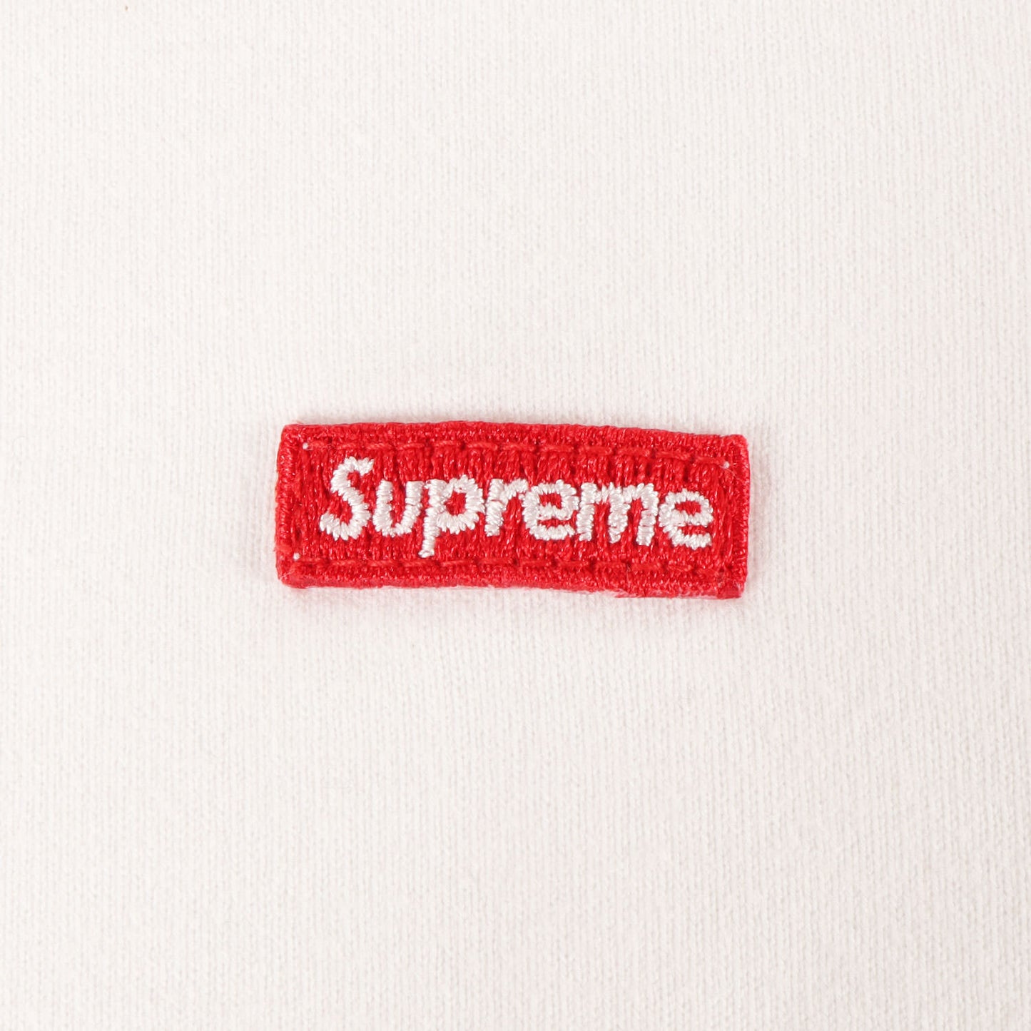 スモールBOXロゴ Tシャツ(Small Box Tee)