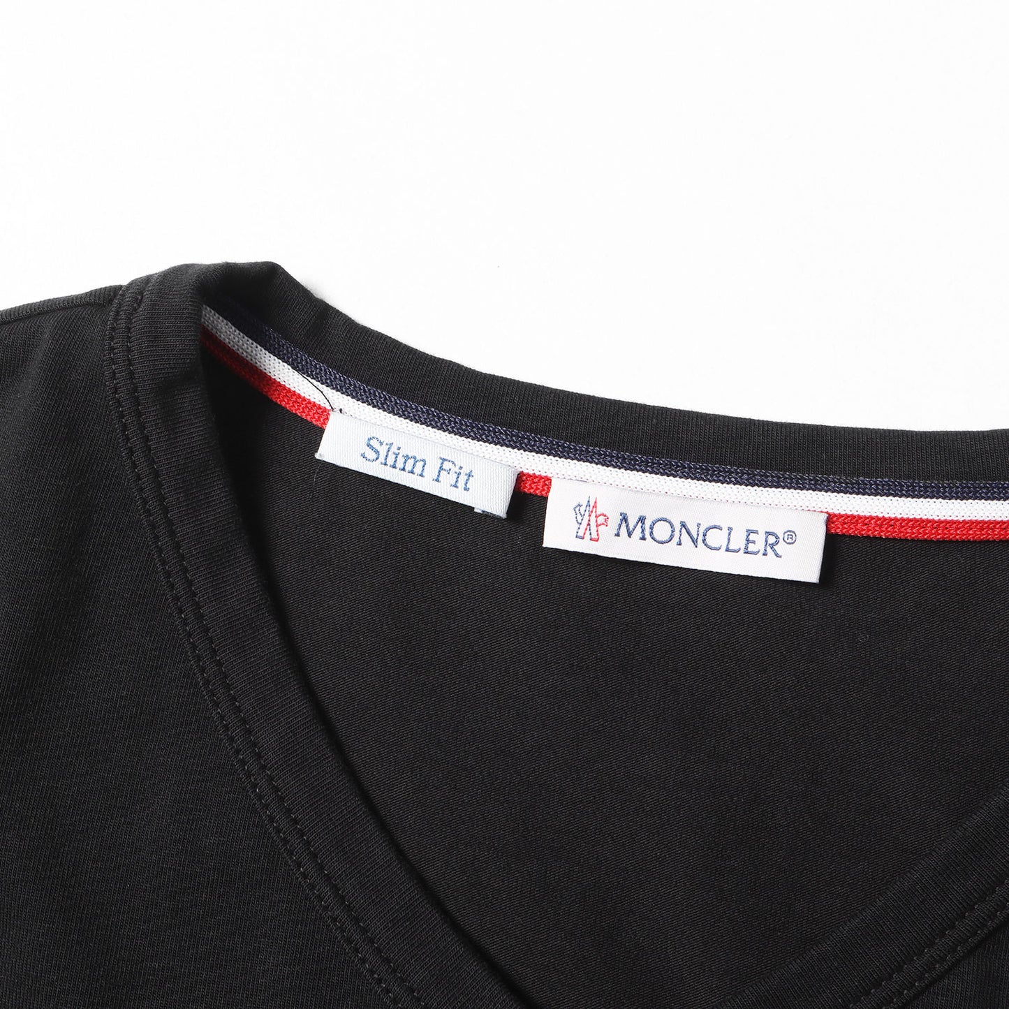 21SS ストレッチ スリムフィット Vネック Tシャツ(MAGLIA SCOLLO A V)