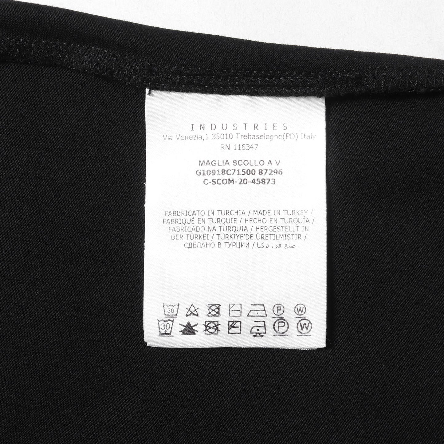 21SS ストレッチ スリムフィット Vネック Tシャツ(MAGLIA SCOLLO A V)