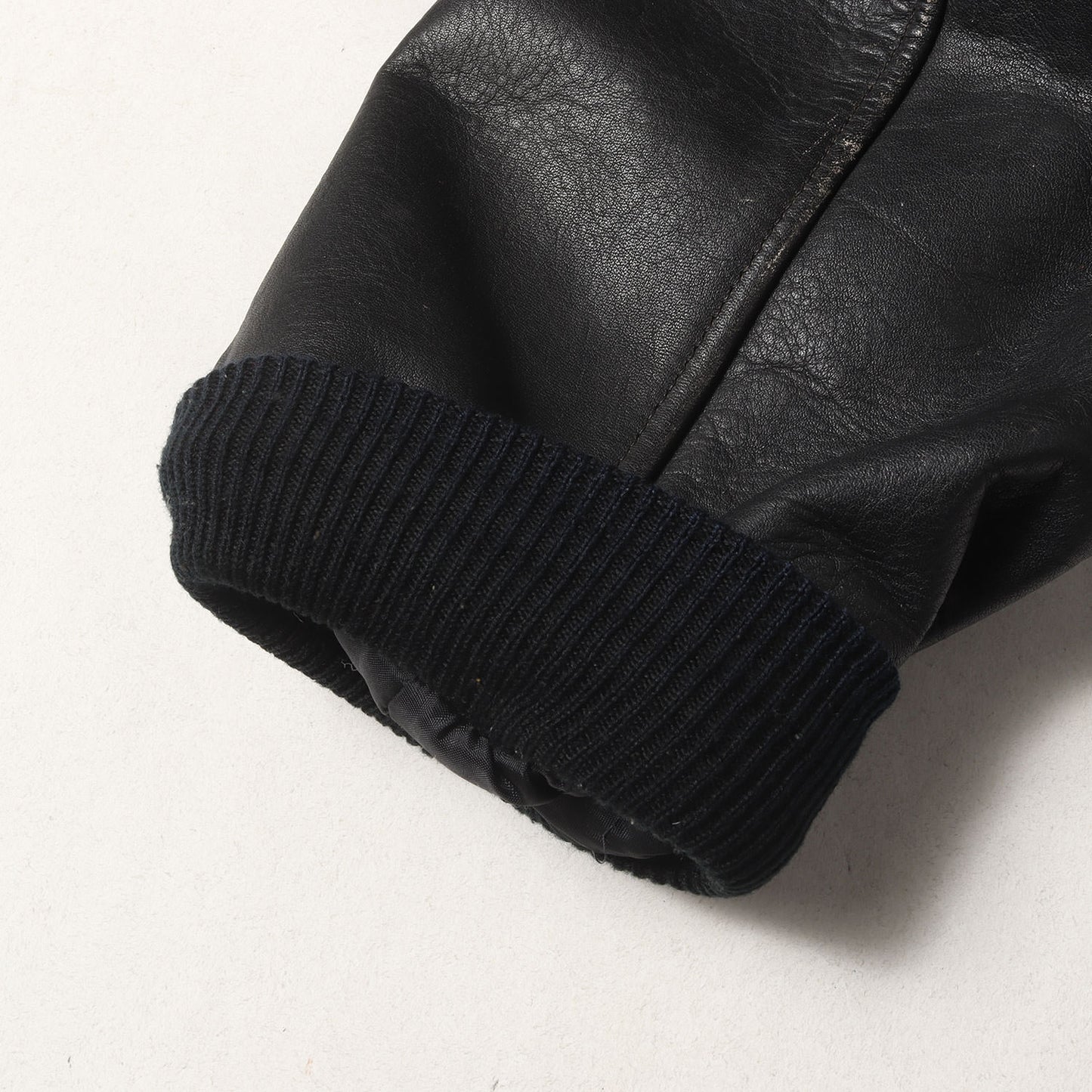 [希少モデル] 80s - 90s スカルパッチ レザー フライトジャケット (Sky Bandit) / JOHNSONS LA ROCKA!