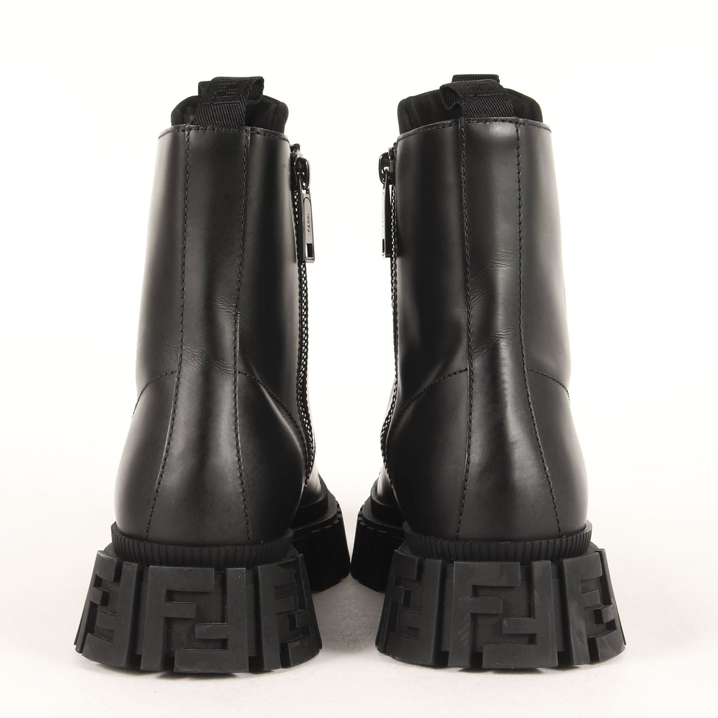 FFロゴソール スクエアトゥ レザー ブーツ(7U1447)