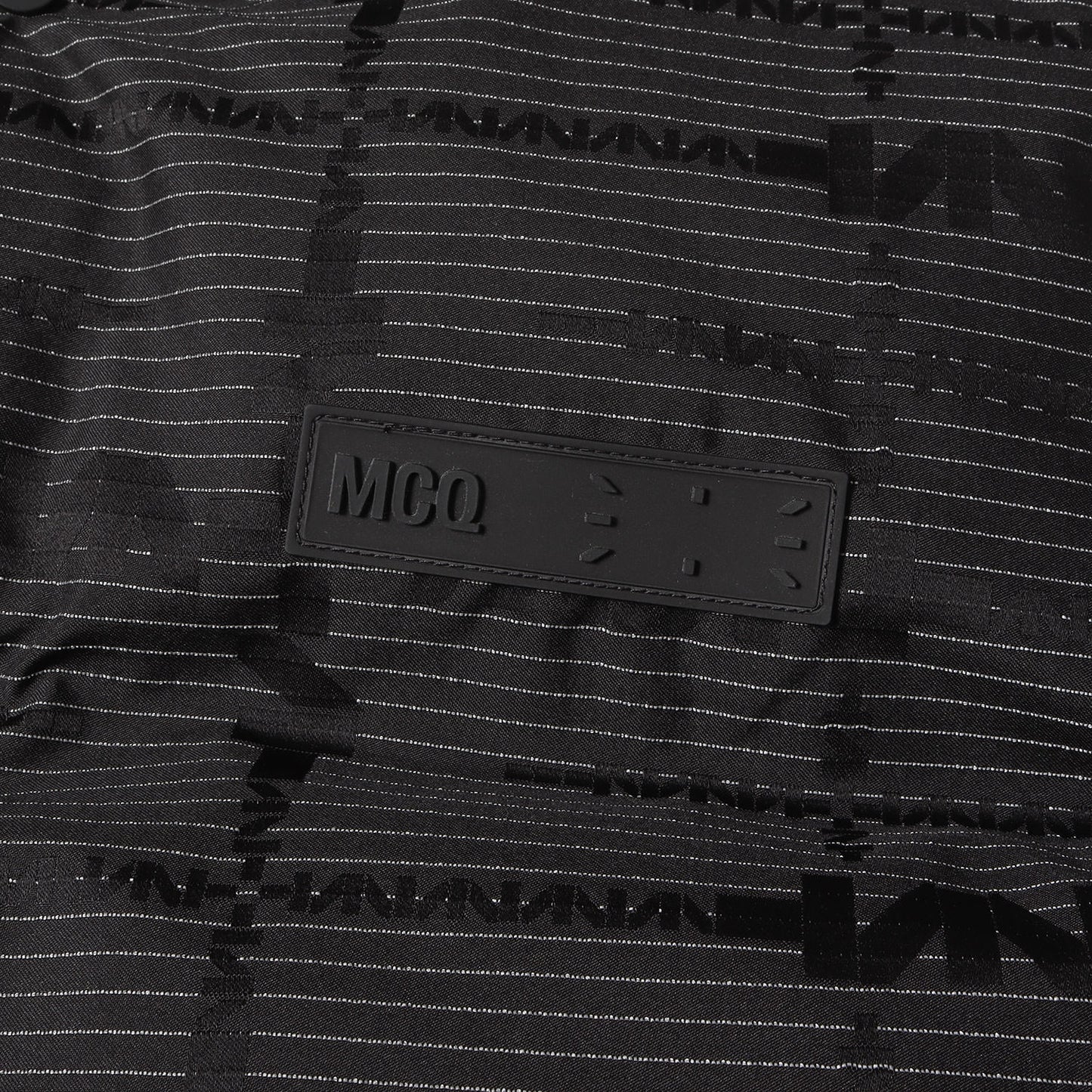 22AW McQ ジャガードロゴ ボーダー 中綿ベスト
