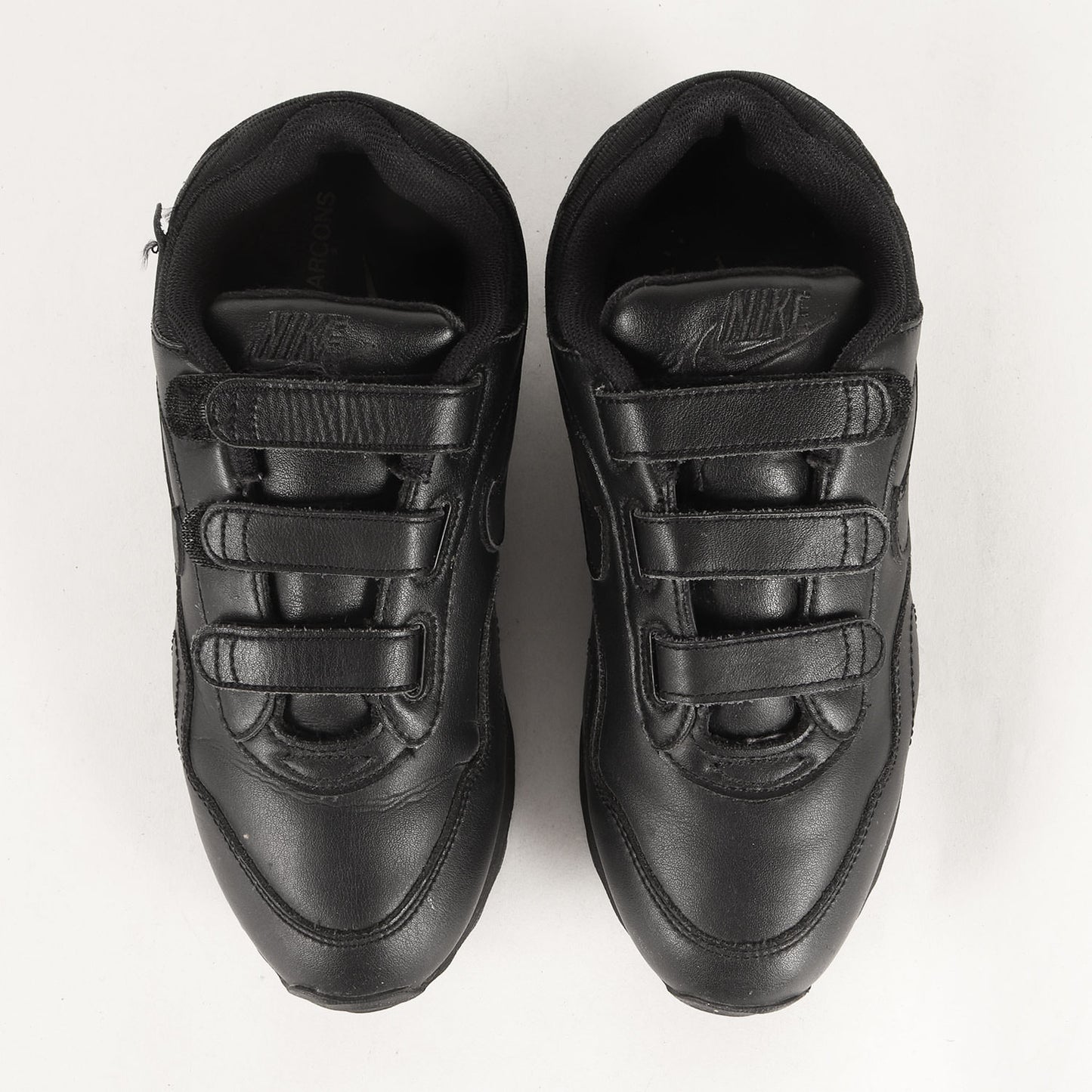 ×NIKE WMNS OUTBURST V / CDG (CT2863-001)