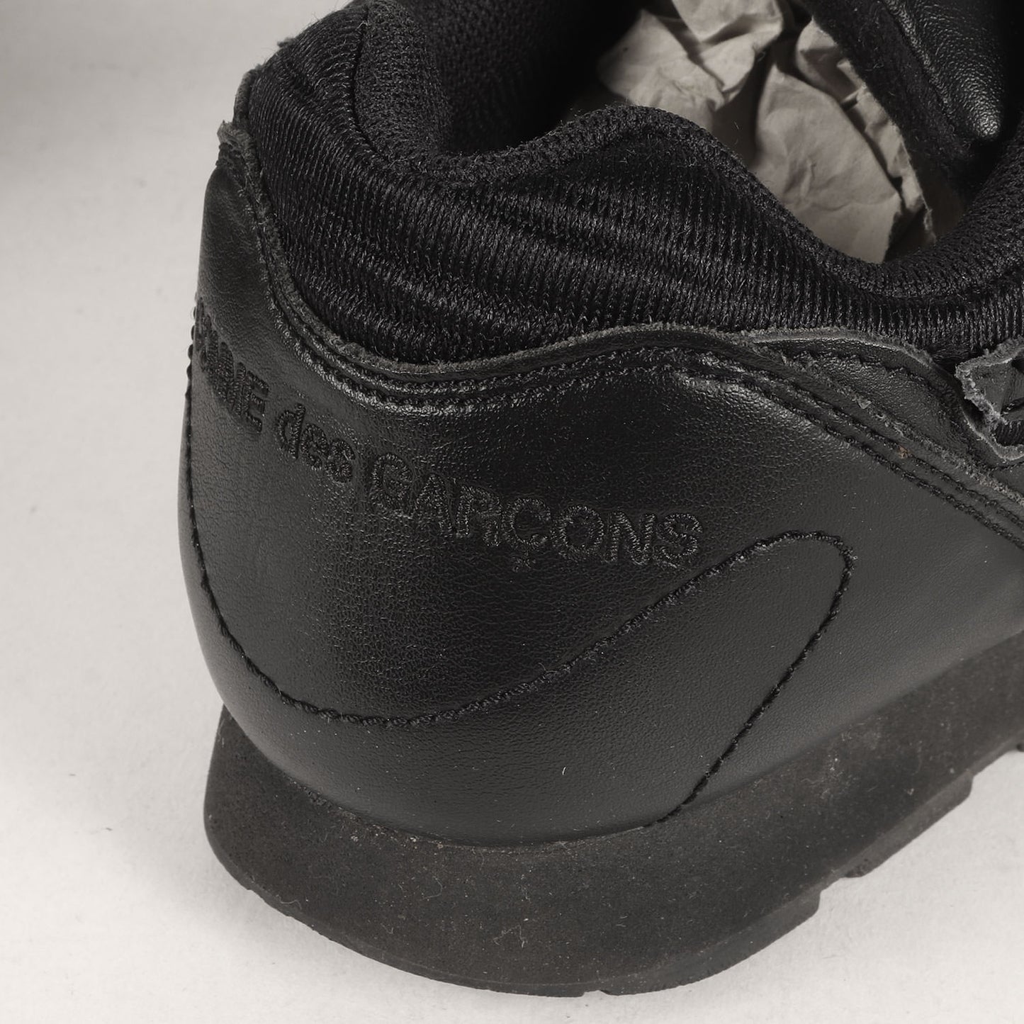×NIKE WMNS OUTBURST V / CDG (CT2863-001)