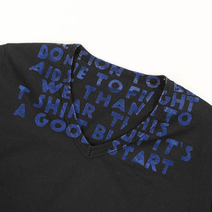 エイズ フロッキープリント Vネック Tシャツ