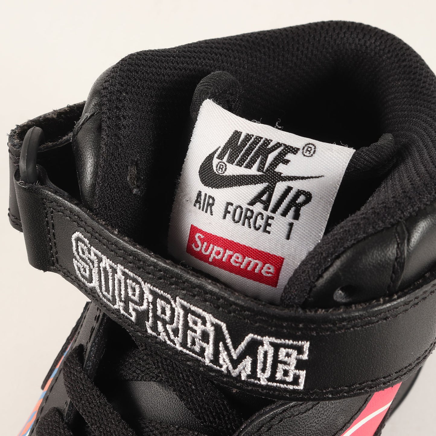 ×NIKE NBA AIR FORCE 1 MID 07 SUPREME (AQ8017-001)