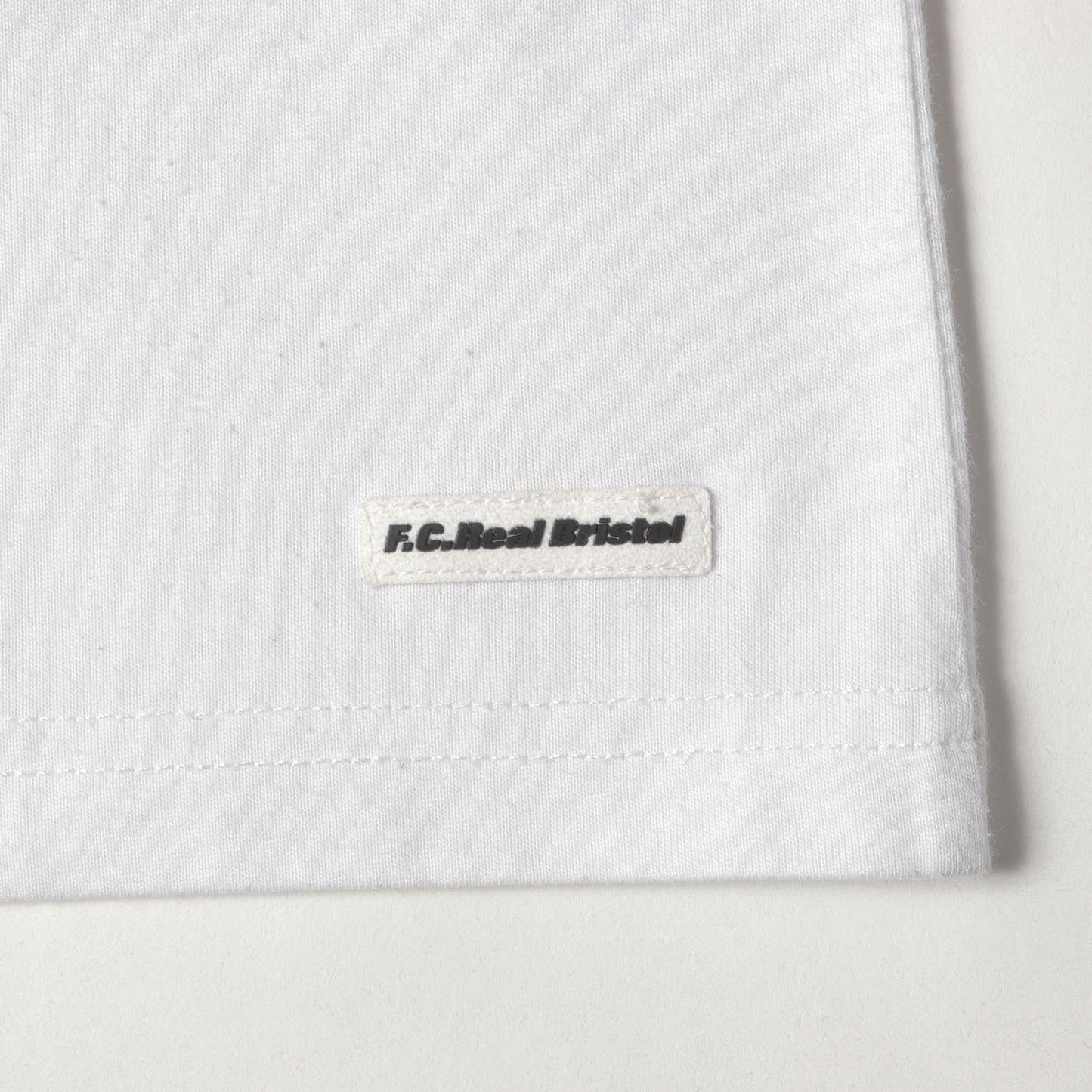 21AW ×MLB New York Yankees チームロゴ ロングスリーブ Tシャツ(TOUR L/S B&W BIG TEAM LOGO TEE)