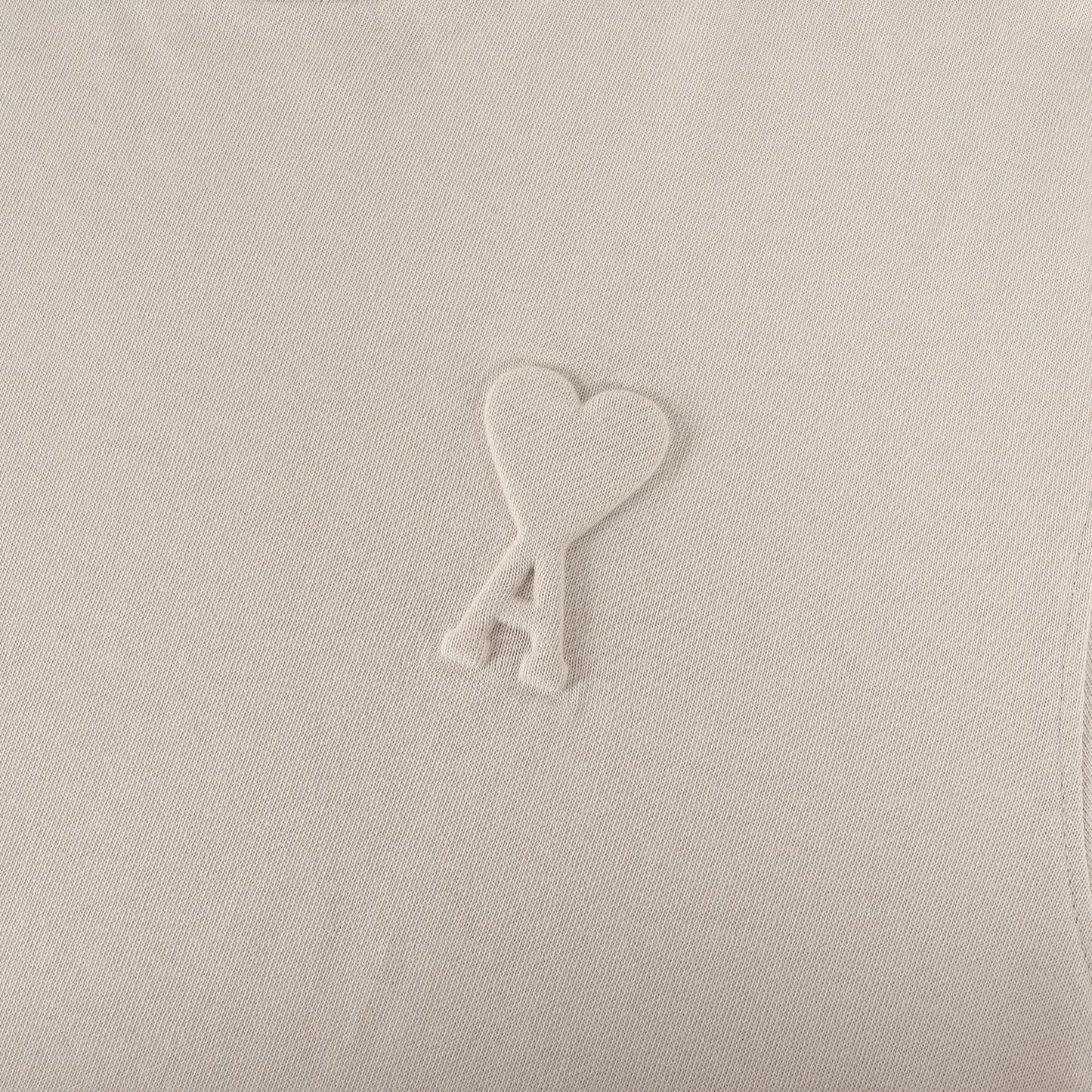 エンボス ハートロゴ クルーネック Tシャツ
