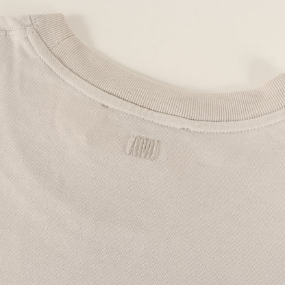 エンボス ハートロゴ クルーネック Tシャツ