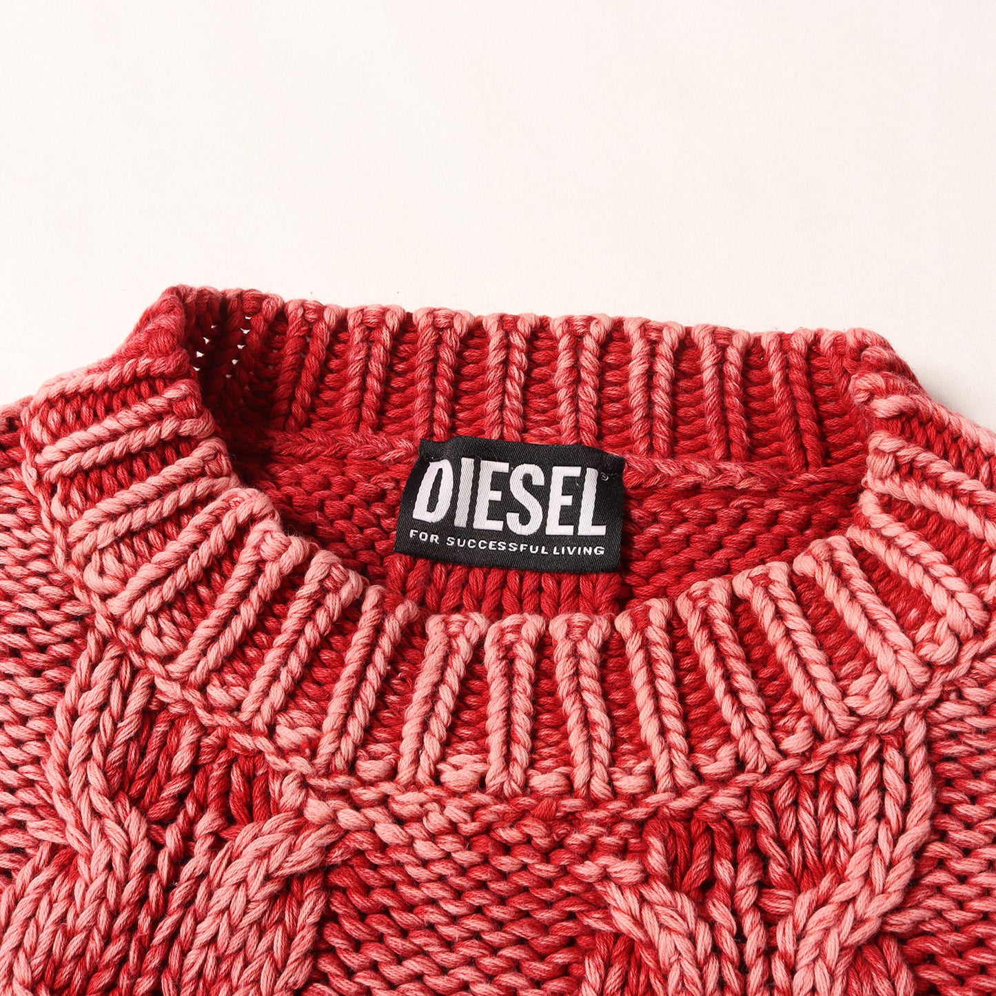 ブリーチ加工 ケーブル編み ヘビー コットンニット セーター(K-ELSIUS)