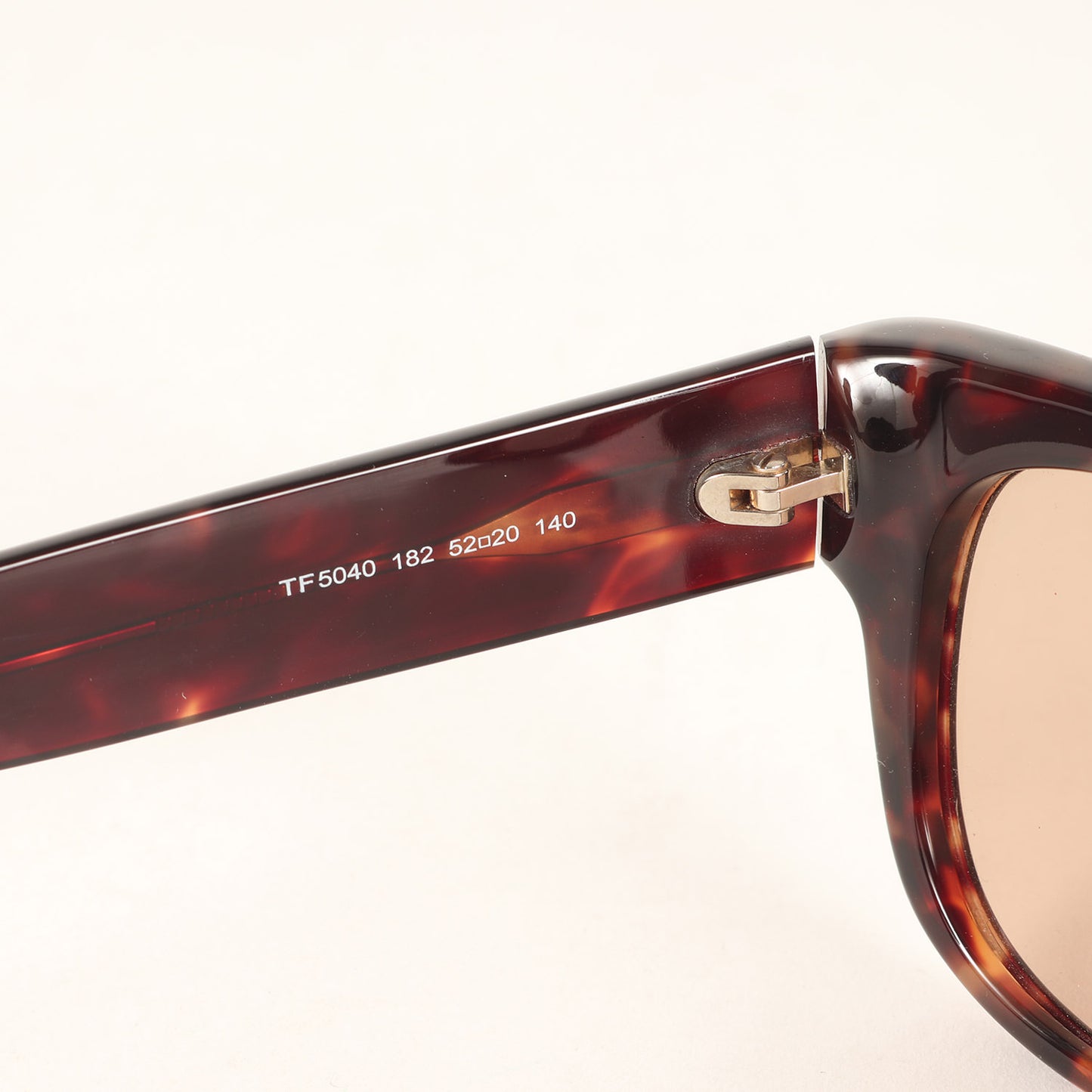 ウェリントン サングラス(TF5040-182)