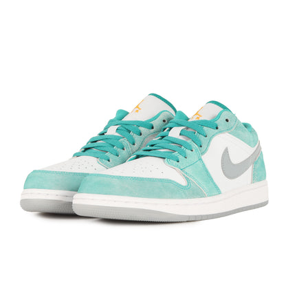 AIR JORDAN 1 LOW SE NEW EMERALD (DN3705-301)