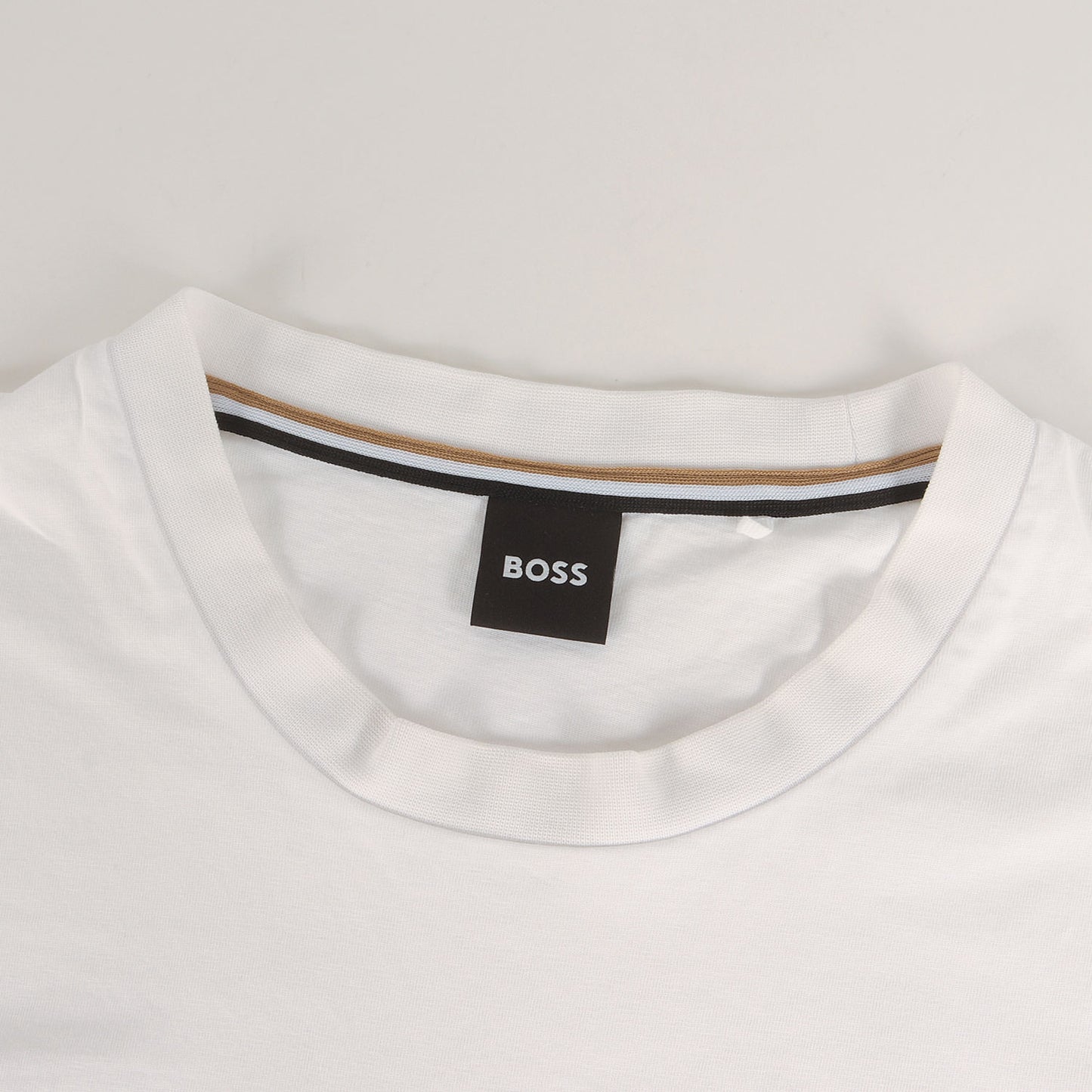 現行タグ ブランドロゴ グラフィック Tシャツ