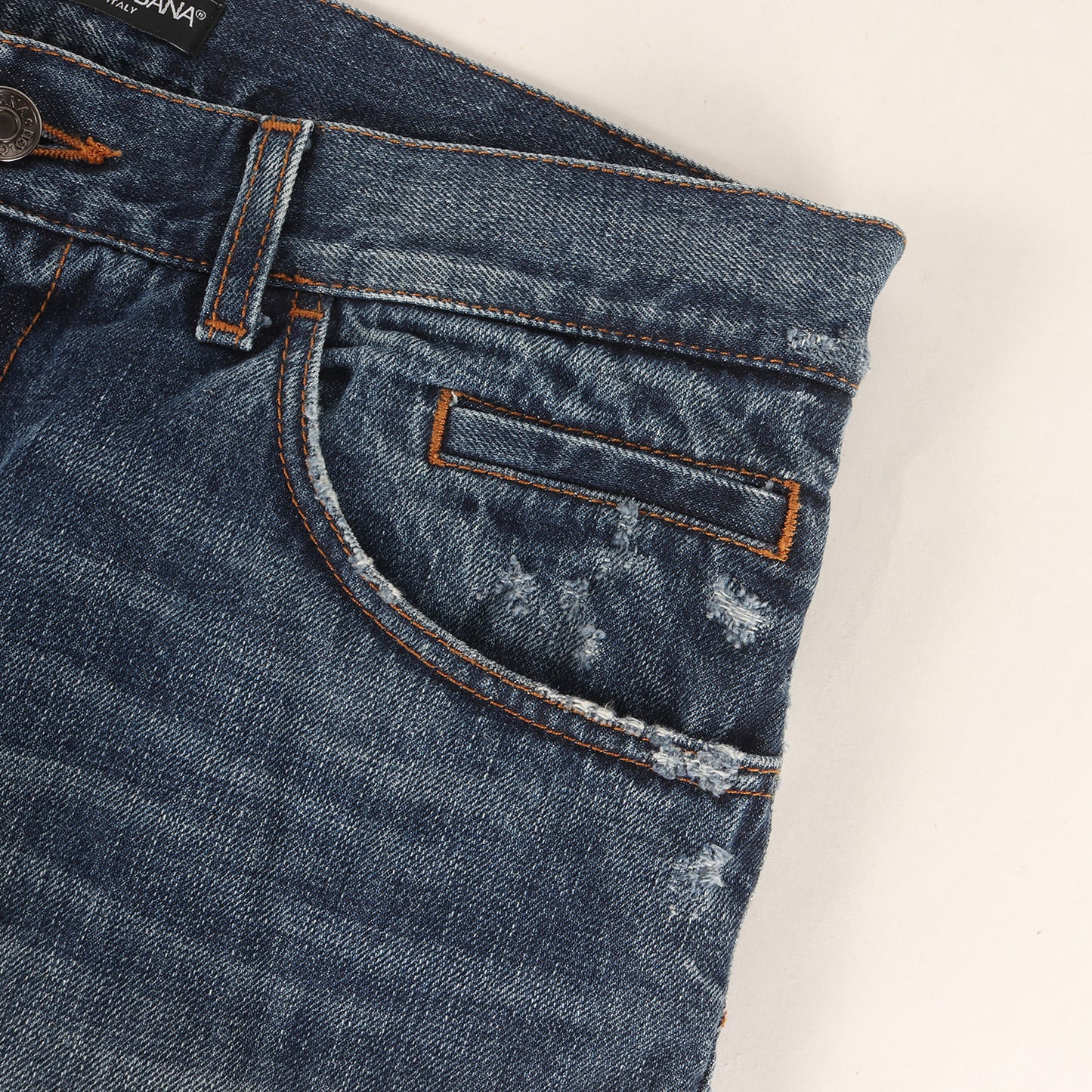ロゴプレート付き ヴィンテージ加工 デニムパンツ(CLASSIC 14)
