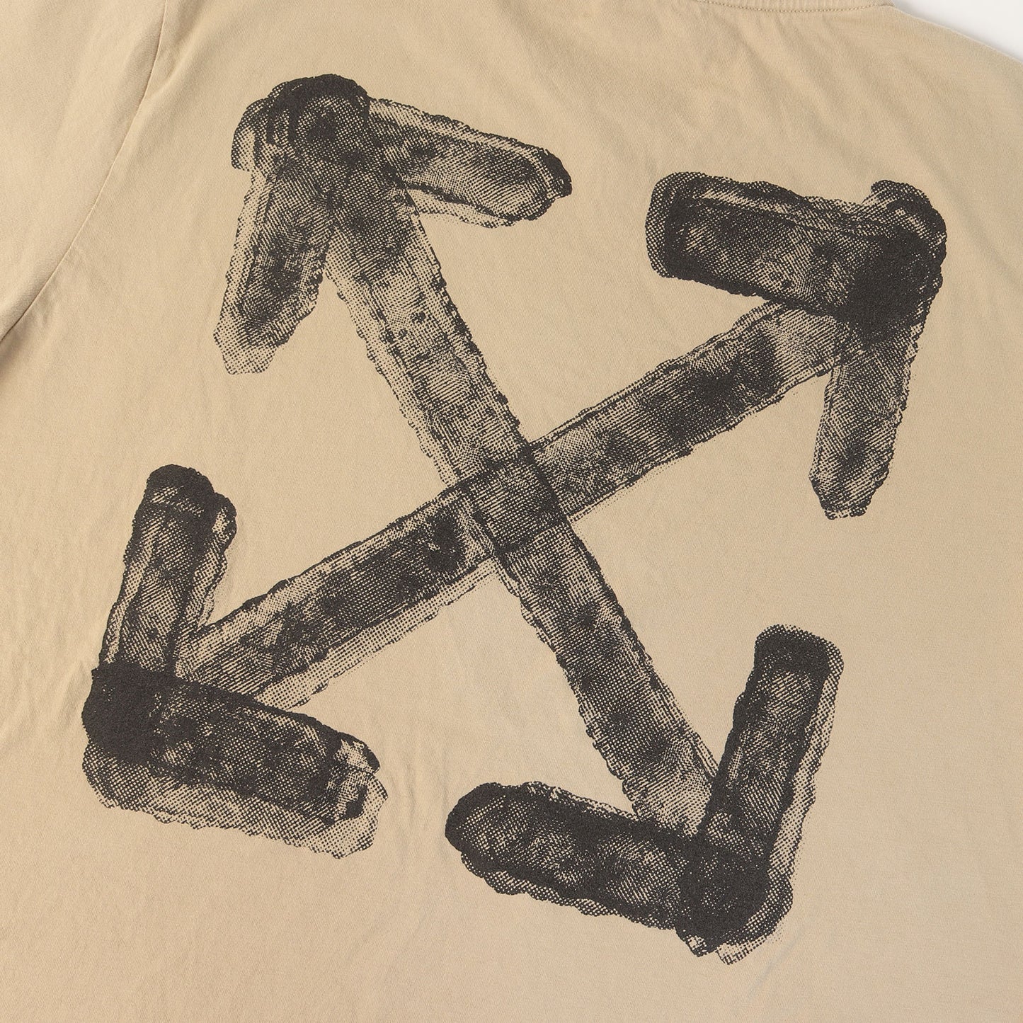 25SS スプレー アローマーク スリム Tシャツ(SPRAY ARROW TEE)