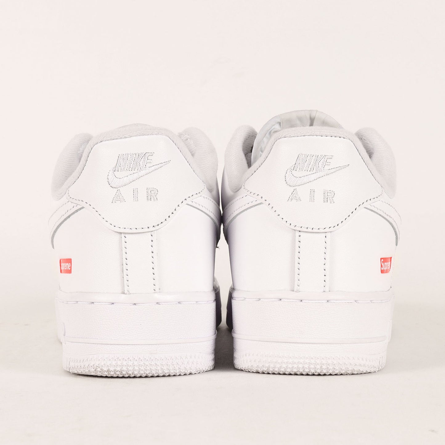 ×NIKE AIR FORCE 1 LOW SP / SUPREME (CU9225-100 / 2025年製)