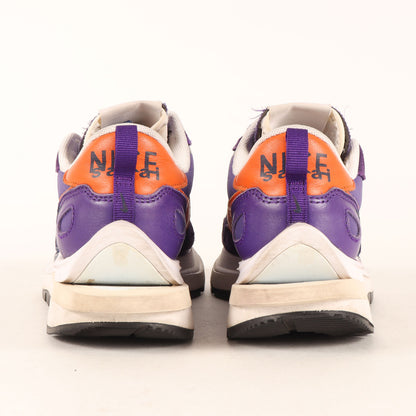 21SS ×NIKE VAPORWAFFLE / SACAI DARK IRIS (DD1875-500)