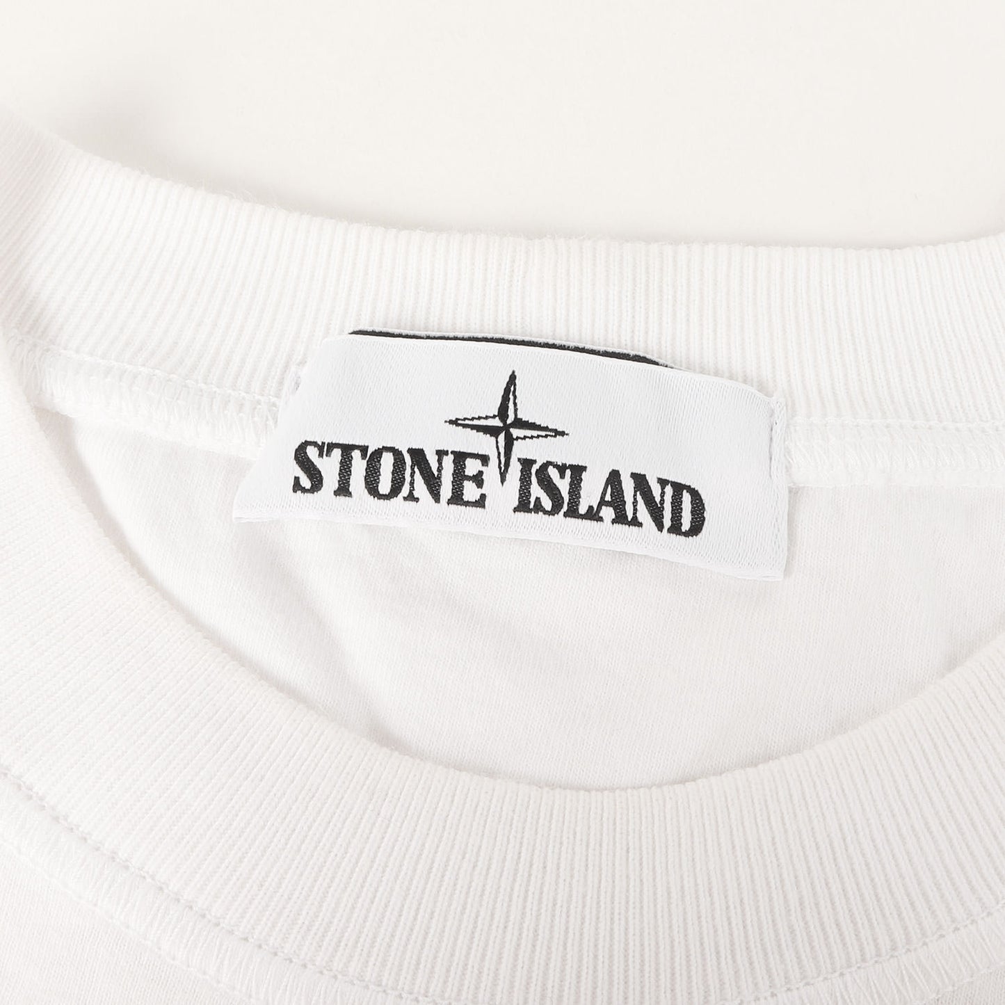 ロゴパッチ ロングスリーブ Tシャツ