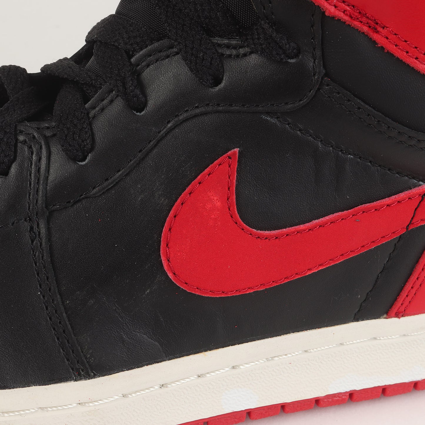 AIR JORDAN 1 RETRO BRED (136066-061 / 2001年製)