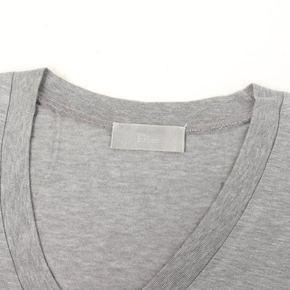 BEE刺繍 Vネック Tシャツ
