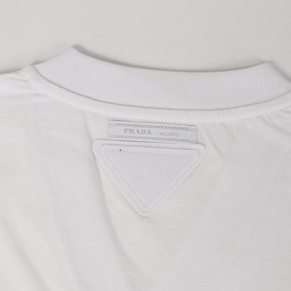 三角ワッペン付き プレーン Vネック Tシャツ
