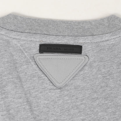 三角ワッペン付き プレーン Vネック Tシャツ