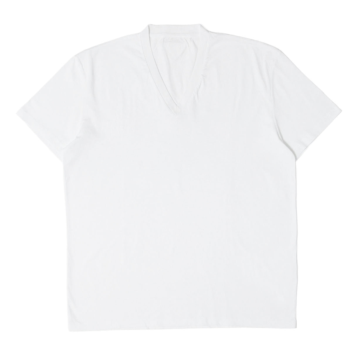 プレートパッチ付き Vネック プレーン Tシャツ
