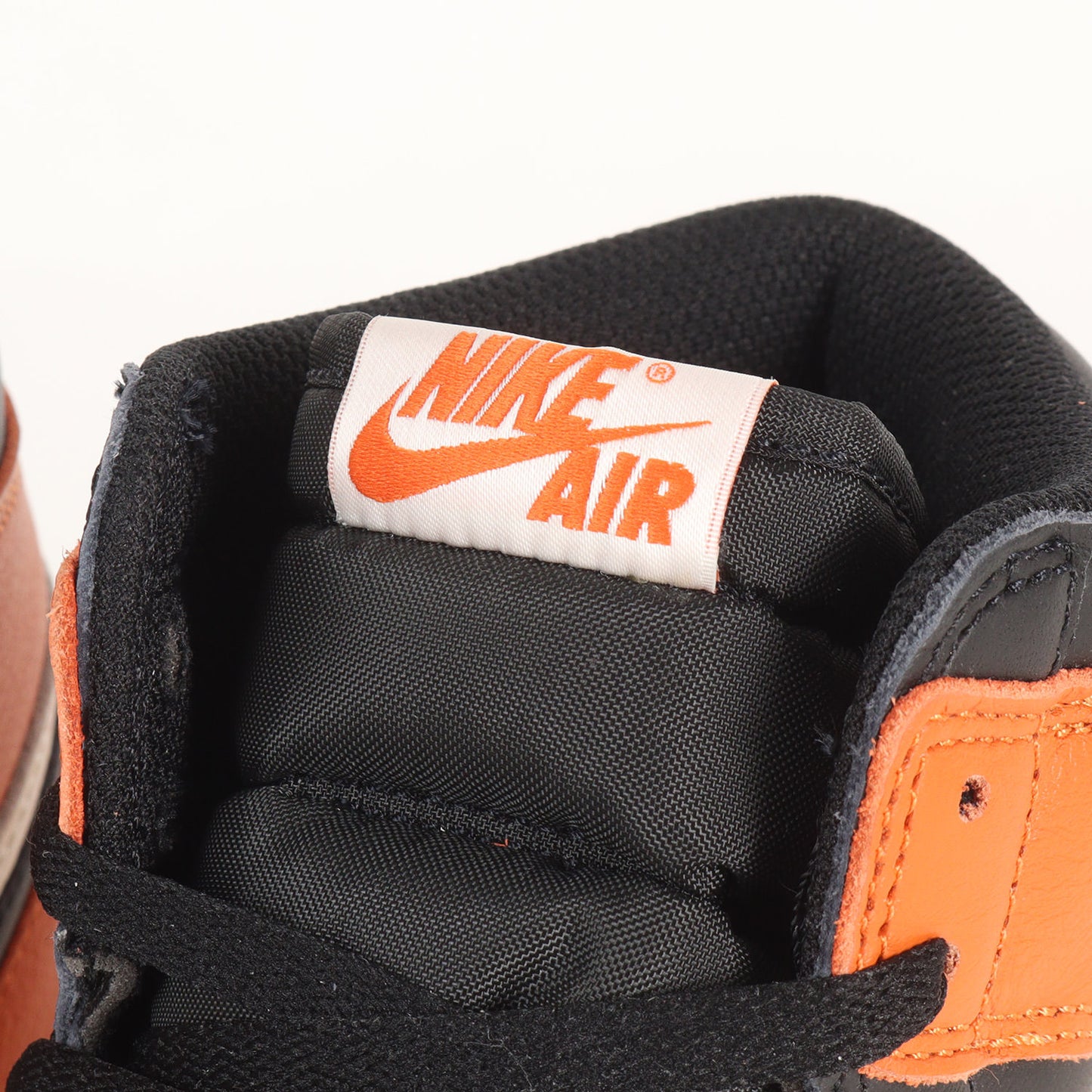 AIR JORDAN 1 RETRO HIGH OG SHATTERED BACKBOARD (DZ5485-008)