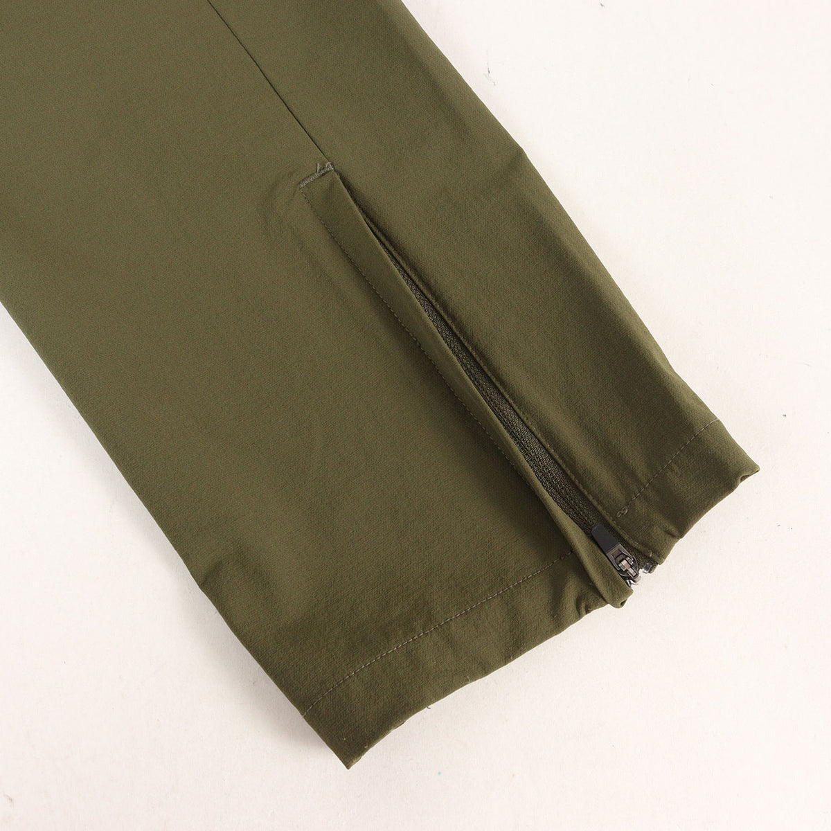 20AW ストレッチシェル ウォームアップ パンツ(WARM UP PANTS)