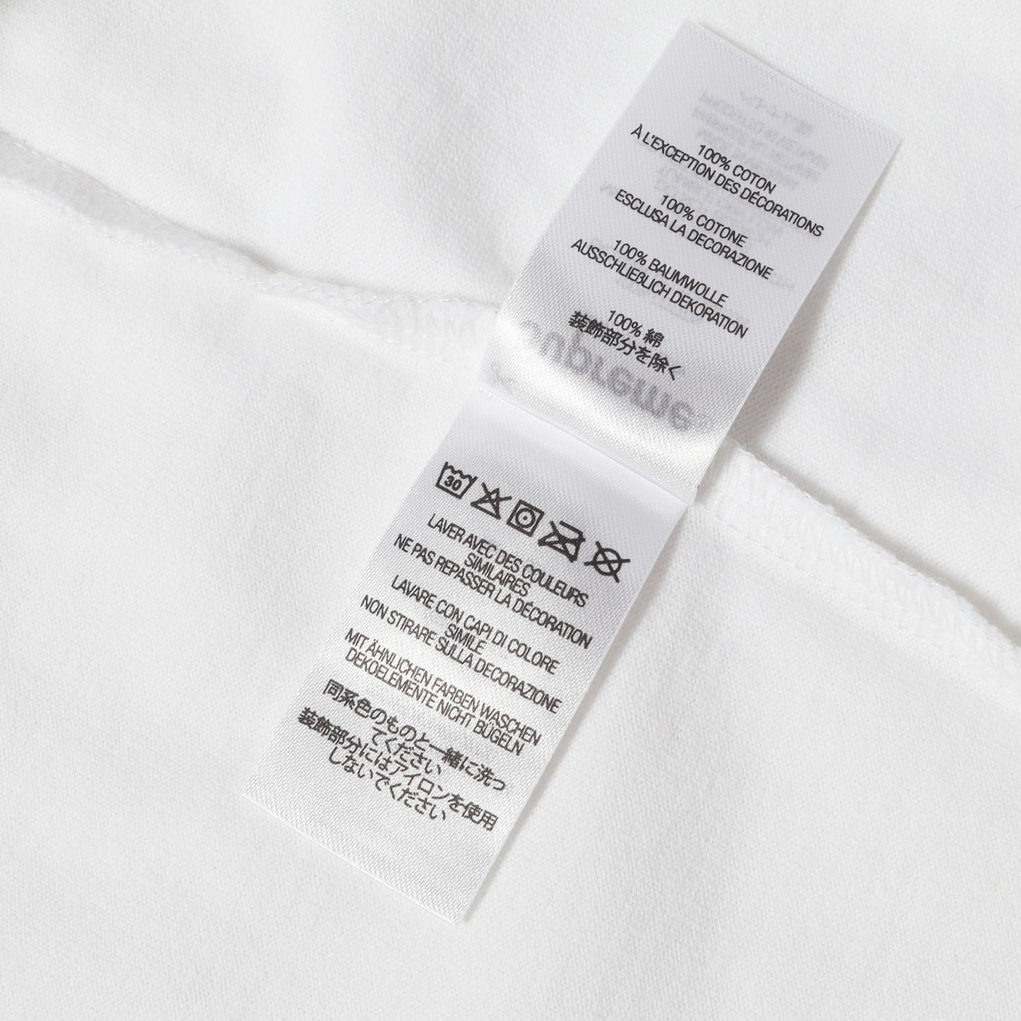 スモールBOXロゴ クルーネック Tシャツ(Small Box Tee)