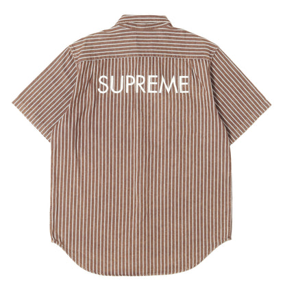 インターナショナルロゴ ストライプ デニム 半袖シャツ(Stripe Denim S/S Shirt)