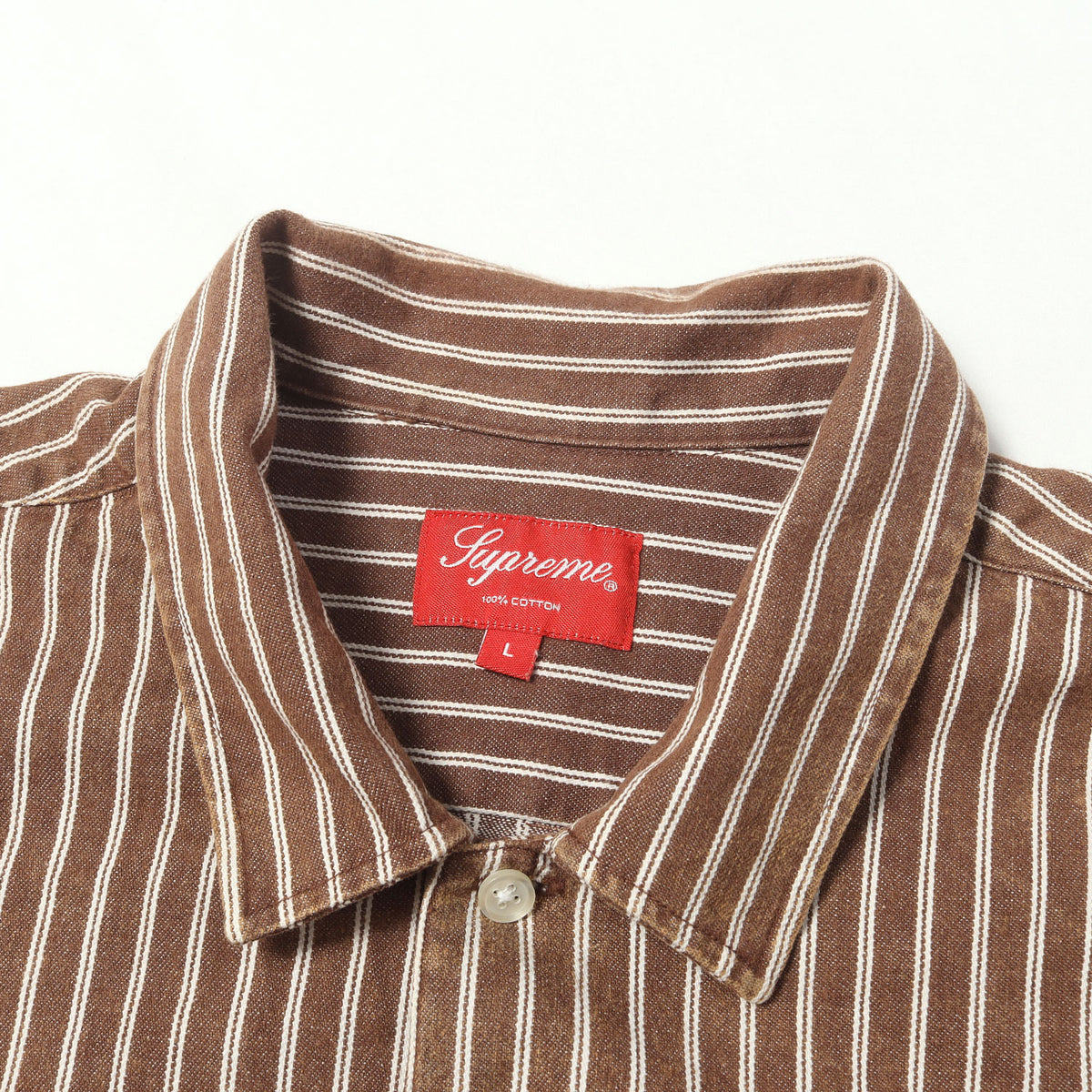 インターナショナルロゴ ストライプ デニム 半袖シャツ(Stripe Denim S/S Shirt)