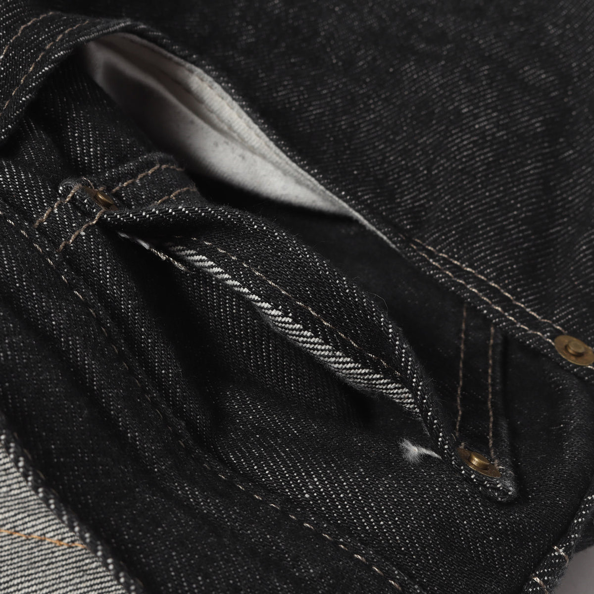 [リーバイスプレミアム] 501 先染め ブラック デニムパンツ (PREMIUM BLACK 501 JEANS)