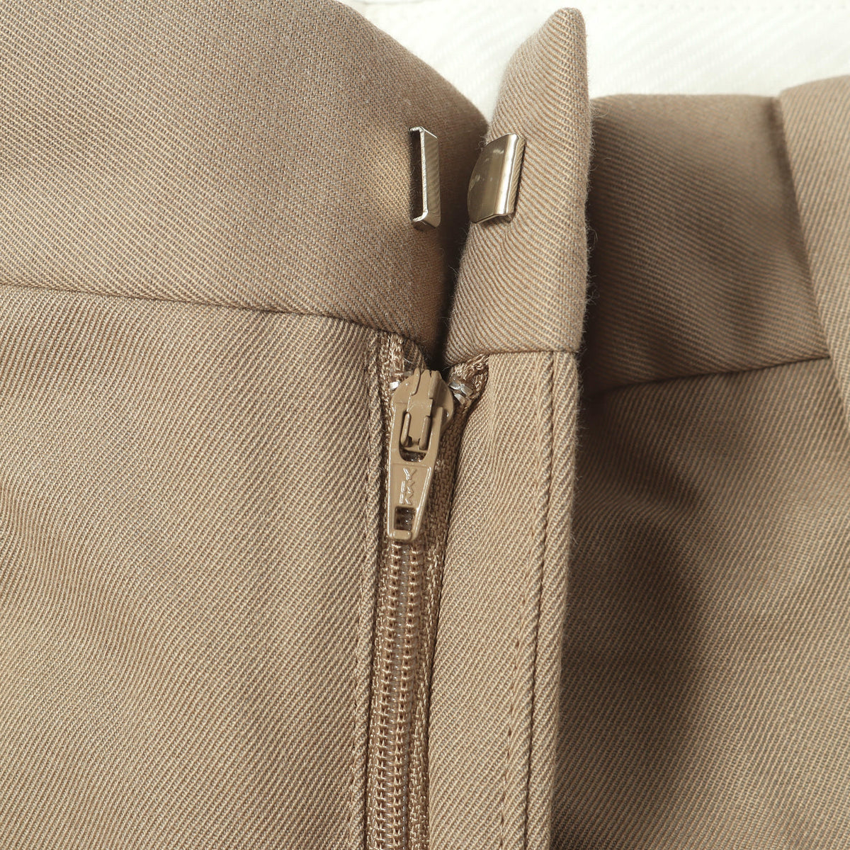 ×DORMEUIL ウール/コットン テーラードジャケット & プリーツ スラックスパンツ セットアップ