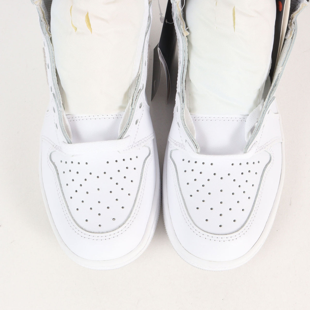 AIR JORDAN 1 HI 85 NEUTRAL GREY (BQ4422-100)