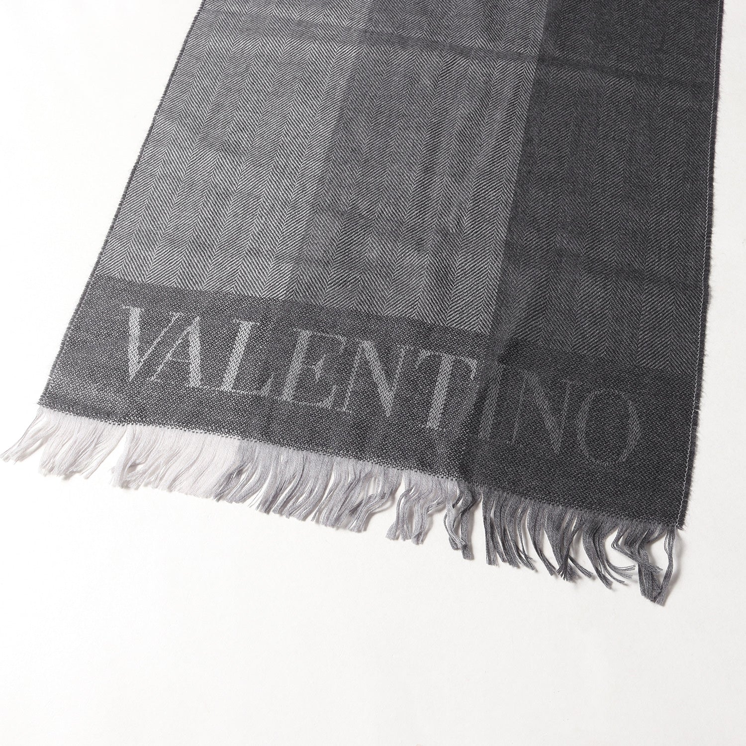 VALENTINO (ヴァレンティノ) ロゴ ジャガード ヘリンボーン ウール 