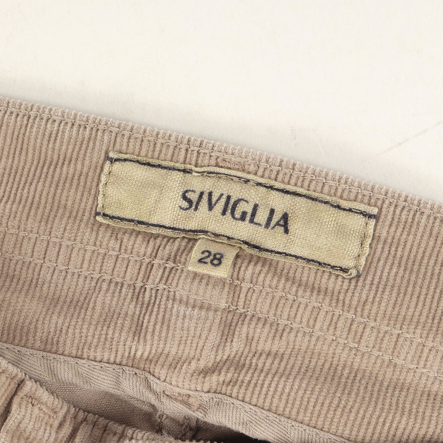 ウォッシュ加工 スリム ストレート ストレッチ コーデュロイ パンツ (22E3/S151) / 細畝