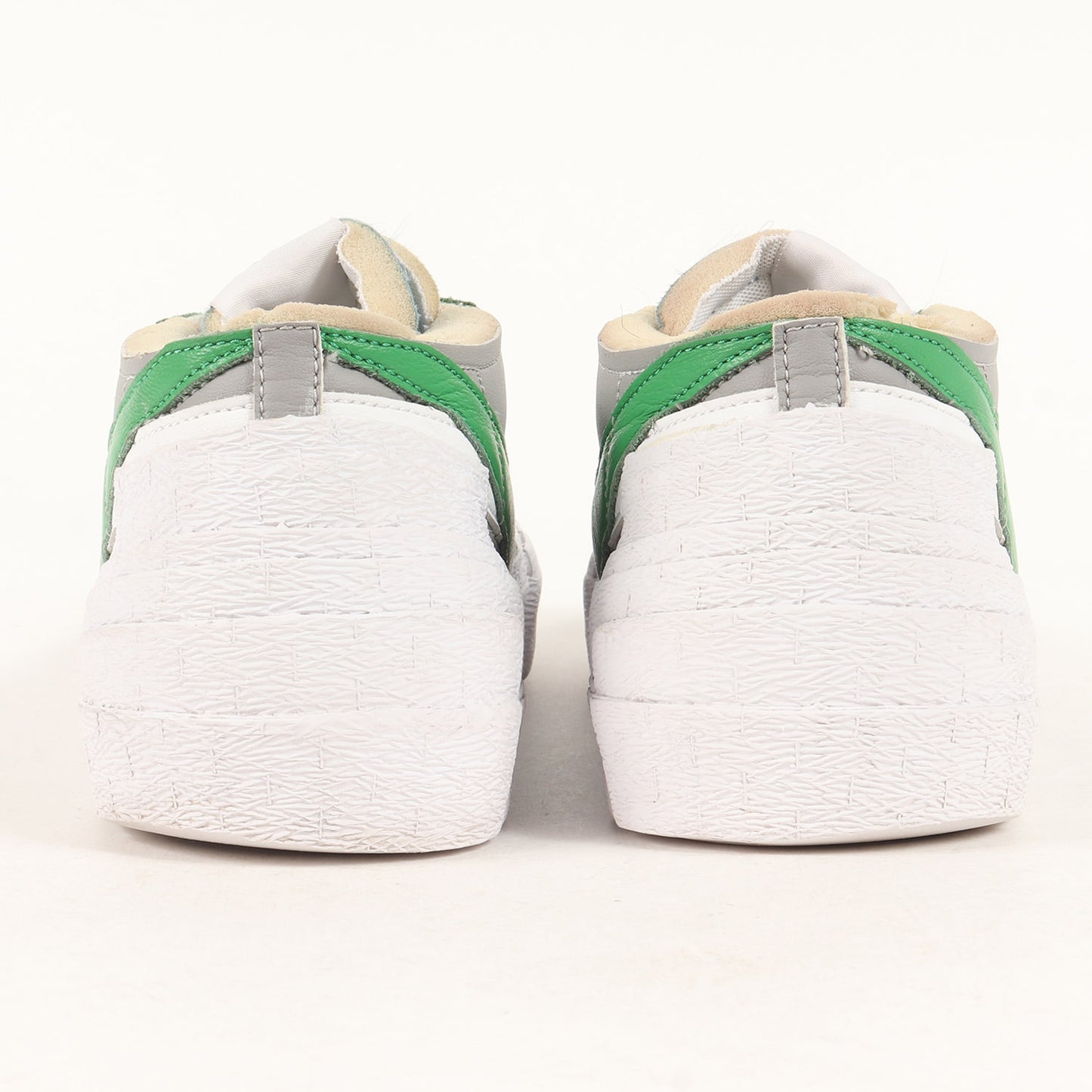 21SS × NIKE BLAZER LOW (DD1877-001) / SACAI ブレーザー コラボ ローカット スニーカー