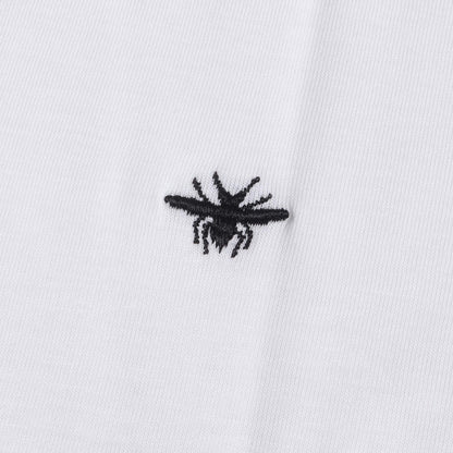 B01 スニーカー プリント BEE 刺繍 バックヘム ロゴ Tシャツ (863J621W112)